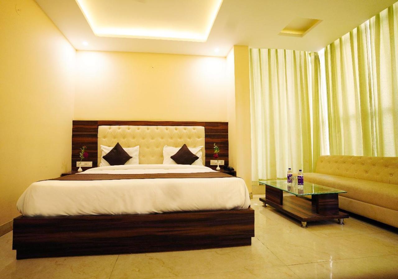 Hotel Haven Rishīkesh Exterior foto